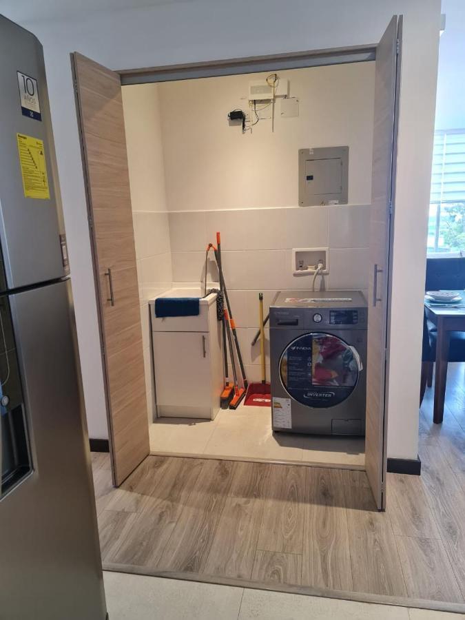 Hermoso Departamento, Centrico Y Tranquilo * Quito